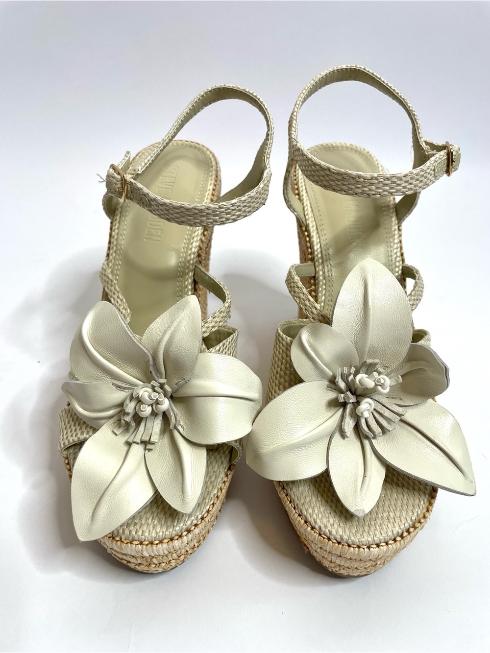 Steve Madden | Florentina Floral Wedge Sandal White Size 8 - Picture 2 of 12